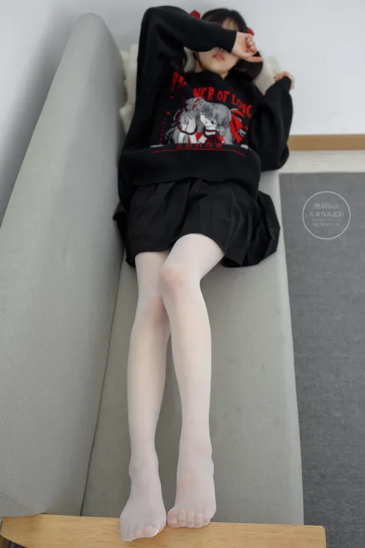 森萝财团 有料 NO.020 小奶糕Milky 双马尾美少女的白丝美腿 [86P] - 森萝财团